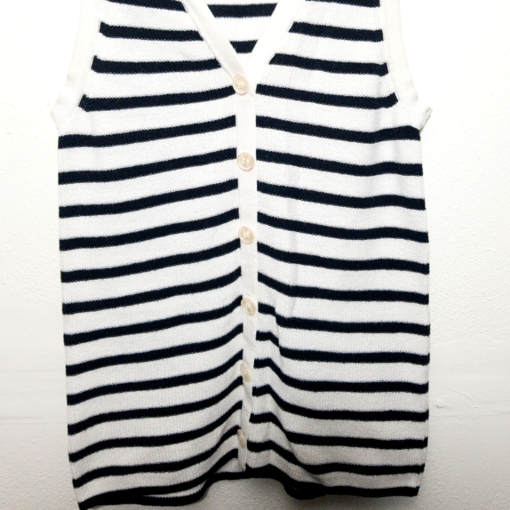 Loft brand,  navy and white striped v neck  button down blouse. 100%cotton - Picture 2 of 3